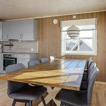 Three-bedroom Holiday In Fjell 別荘 *